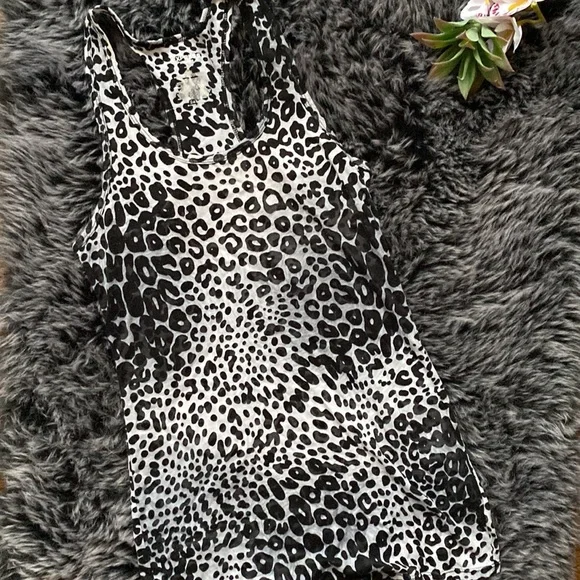 Leopard Razorback Tank - Picture 3 of 6